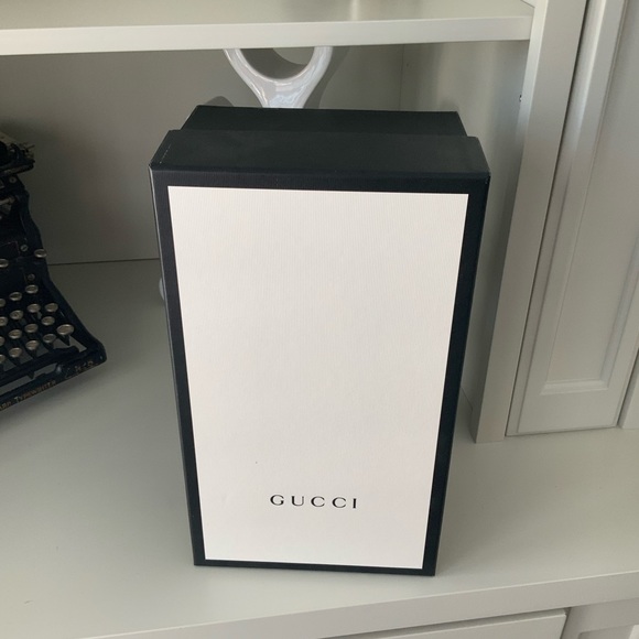 GUCCI Gift Box Medium Authentic - Picture 9 of 9